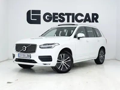 Używany Volvo XC90 Momentum 250 KM (183 kW) 2021 SUV