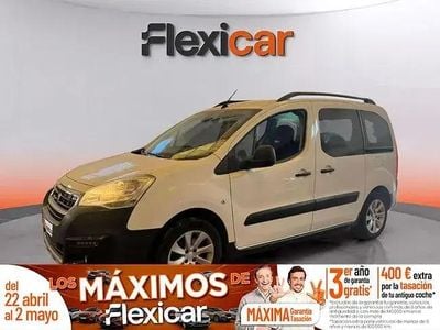 Begagnad Peugeot Partner Tepee Outdoor 100 HK (73 kW) 2018 Vit Minibuss