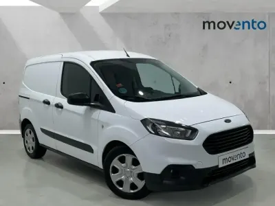 Usado Ford Transit Courier Trend 100 CV (73 kW) 2023 Blanco Van