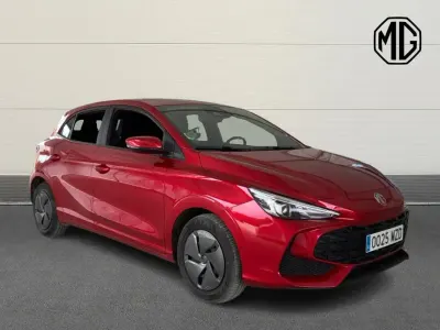 Usado MG MG3 116 CV (85 kW) 2025 Rojo Utilitario