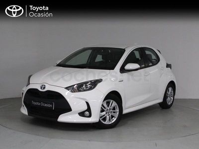 Usado Toyota Yaris Hybrid Business Edition 116 CV (85 kW) 2021 Blanco Berlina