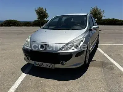 Usado Peugeot 307 110 CV (80 kW) 2007 Gris / plata Berlina