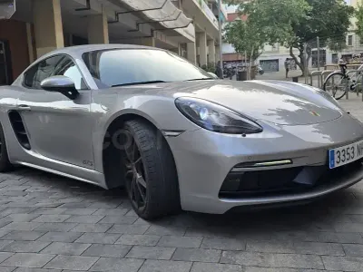 Usado Porsche 718 Cayman GTS 365 CV (268 kW) 2019 Gris / plata Coupe