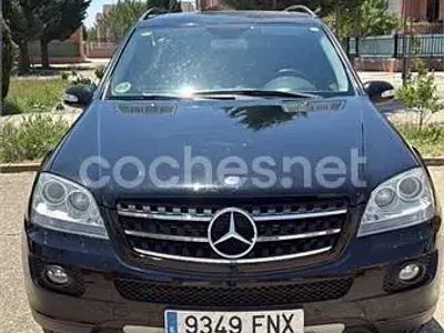 Usado Mercedes ML320 224 CV (164 kW) 2007 Negro SUV