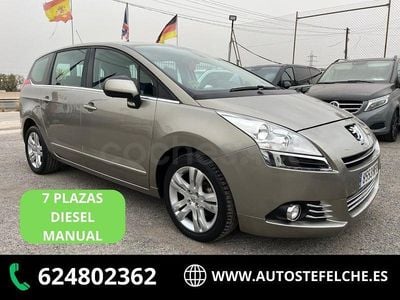 Usado Peugeot 5008 Premium 112 CV (82 kW) 2011 Beige Monovolumen