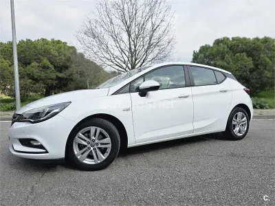 Brugt Opel Astra Dynamic 125 HK (91 kW) 2018 Hvid Sedan