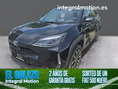 Usado Toyota Yaris Cross Active 115 CV (84 kW) 2024 Negro SUV