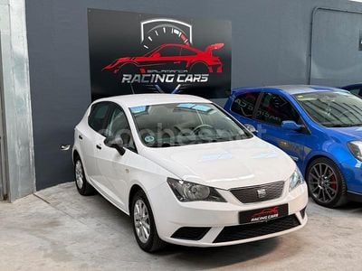 Usado Seat Ibiza Ecomotive 75 CV (55 kW) 2015 Blanco Berlina