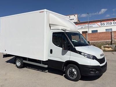 Blanco Usado 2024 Iveco Daily Berlina | 44.950 €