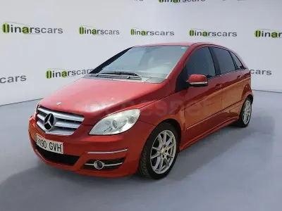 Usado Mercedes B180