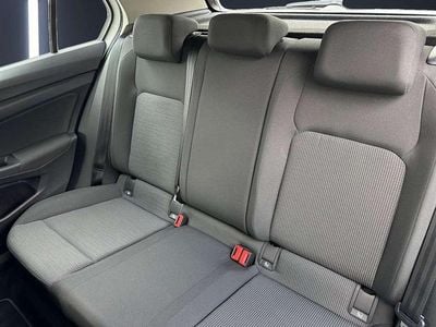 Usado VW Golf VIII 114 CV (83 kW) 2022 Blanco Utilitario