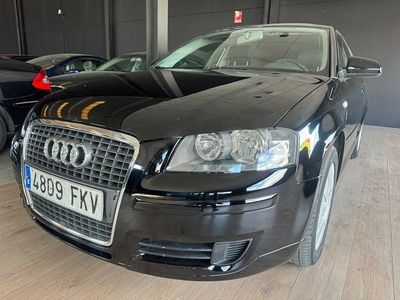 Usado Audi A3 Attraction 102 CV (75 kW) 2007 Negro Utilitario