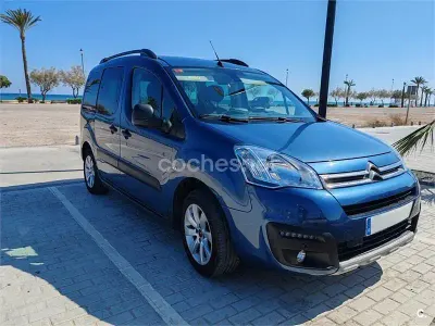 Usado Citroën Berlingo 102 CV (75 kW) 2018 Azul Monovolumen
