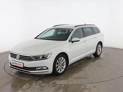 Usado VW Passat Advance 150 CV (110 kW) 2016 Blanco Familiar