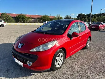 Usado Peugeot 207 Sport 95 HP (69 kW) 2008 Vermelho Sedan