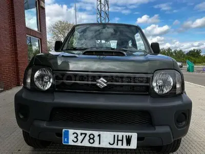 Usado Suzuki Jimny 85 CV (62 kW) 2015 Verde SUV