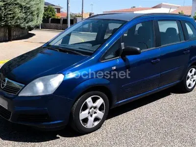 Usado Opel Zafira Essentia 105 CV (77 kW) 2006 Azul Monovolumen