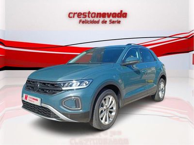 Azul Usado 2024 VW T-Roc Life SUV | 23.400 € (Precio justo)