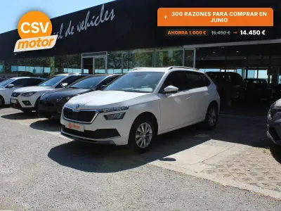 Usado Skoda Kamiq Ambition 110 CV (80 kW) 2022 Blanco SUV