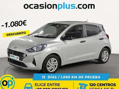 Usado Hyundai i10 67 CV (49 kW) 2022 Gris plata Utilitario