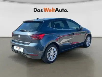 Usado Seat Ibiza XCELLENCE 115 CV (84 kW) 2025 Gris / plata Utilitario