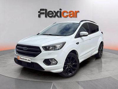 Usado Ford Kuga ST-Line 150 CV (110 kW) 2018 Blanco SUV