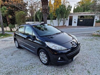 Negro Usado 2013 Peugeot 207 Active Utilitario | 4999 € (Buen precio)