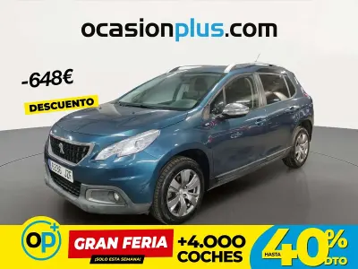 Usado Peugeot 2008 Style 110 CV (80 kW) 2017 Verde SUV