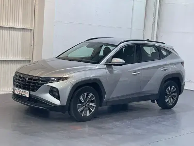Usado Hyundai Tucson 116 CV (85 kW) 2022 Gris / plata SUV