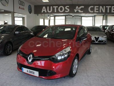 Usado Renault Clio IV Expression 75 CV (55 kW) 2013 Granate Berlina