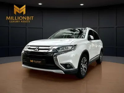Usado Mitsubishi Outlander Motion 150 CV (110 kW) 2017 Blanco SUV
