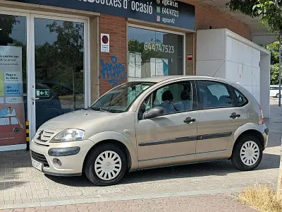 Usado Citroën C3 61 CV (44 kW) 2007 Marrón Berlina