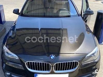 Usado BMW 518 Comfort Edition 143 CV (105 kW) 2013 Gris / plata Berlina