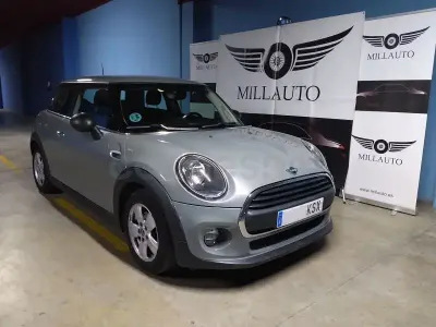 Usado Mini ONE 102 CV (75 kW) 2019 Azul Utilitario