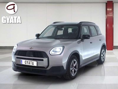 Gris Usado 2025 Mini One D Countryman Essential SUV | 28.990 €
