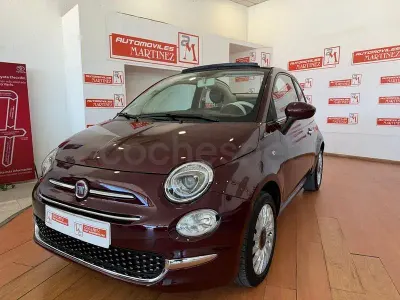 Usado Fiat 500C Dolcevita 71 CV (52 kW) 2021 Granate Descapotable