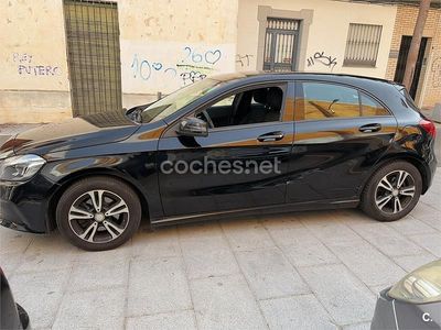 Usado Mercedes A200 AMG line 136 CV (100 kW) 2017 Negro Berlina