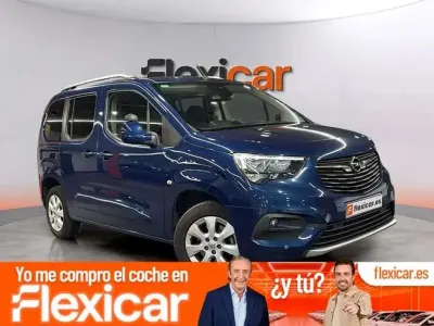 Usado Opel Combo Edition 131 CV (96 kW) 2021 Azul Monovolumen
