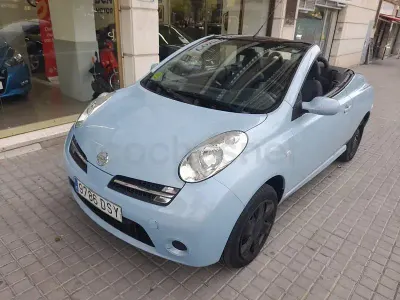 Usado Nissan Micra C+C Tekna 88 CV (64 kW) 2005 Azul Descapotable