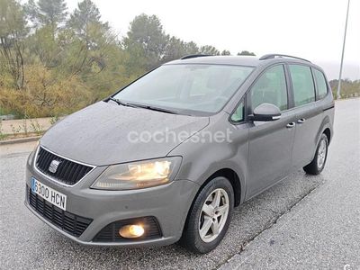 Usado Seat Alhambra Ecomotive 140 CV (102 kW) 2012 Gris / plata Monovolumen