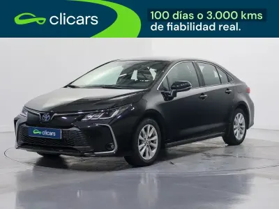 Używany Toyota Corolla Eco 140 KM (102 kW) 2025 Czarny Sedan/Limuzyna