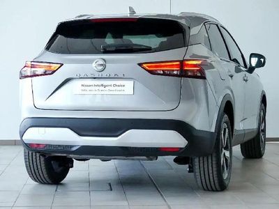 Begagnad Nissan Qashqai N-Connecta 140 HK (102 kW) 2023 Silver SUV