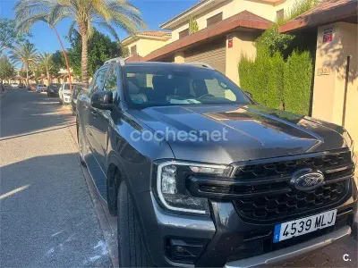 Usado Ford Ranger Wildtrack 205 CV (150 kW) 2023 Gris / plata Pickup/Camioneta