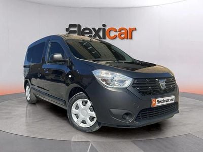 Usado Dacia Dokker Essentiel 95 HP (69 kW) 2020 Preto Monovolume