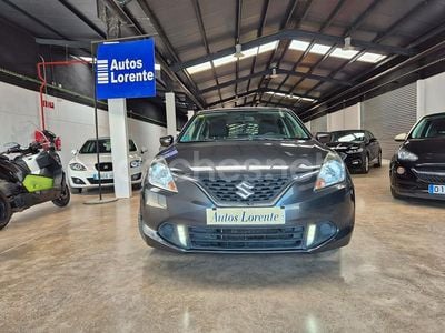 Usado Suzuki Baleno GL 90 CV (66 kW) 2016 Gris / plata Berlina