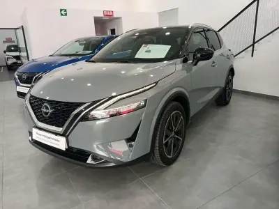 Usado Nissan Qashqai Tekna 140 CV (102 kW) 2022 Negro SUV
