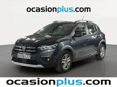 Usado Dacia Sandero Comfort 91 CV (66 kW) 2021 Gris Utilitario