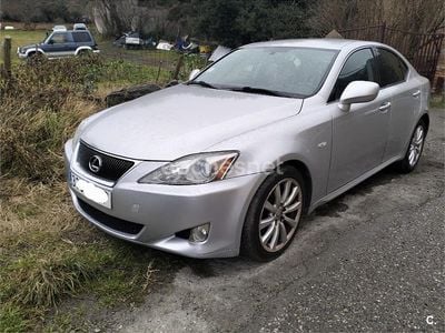 Gris / plata Usado 2008 Lexus IS250 Luxury Line Berlina | 9300 € (Precio justo)