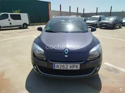 Usado Renault Mégane GrandTour Dynamique 115 CV (84 kW) 2013 Azul Familiar