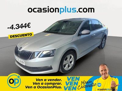 Usado Skoda Octavia 115 CV (84 kW) 2019 Gris Berlina